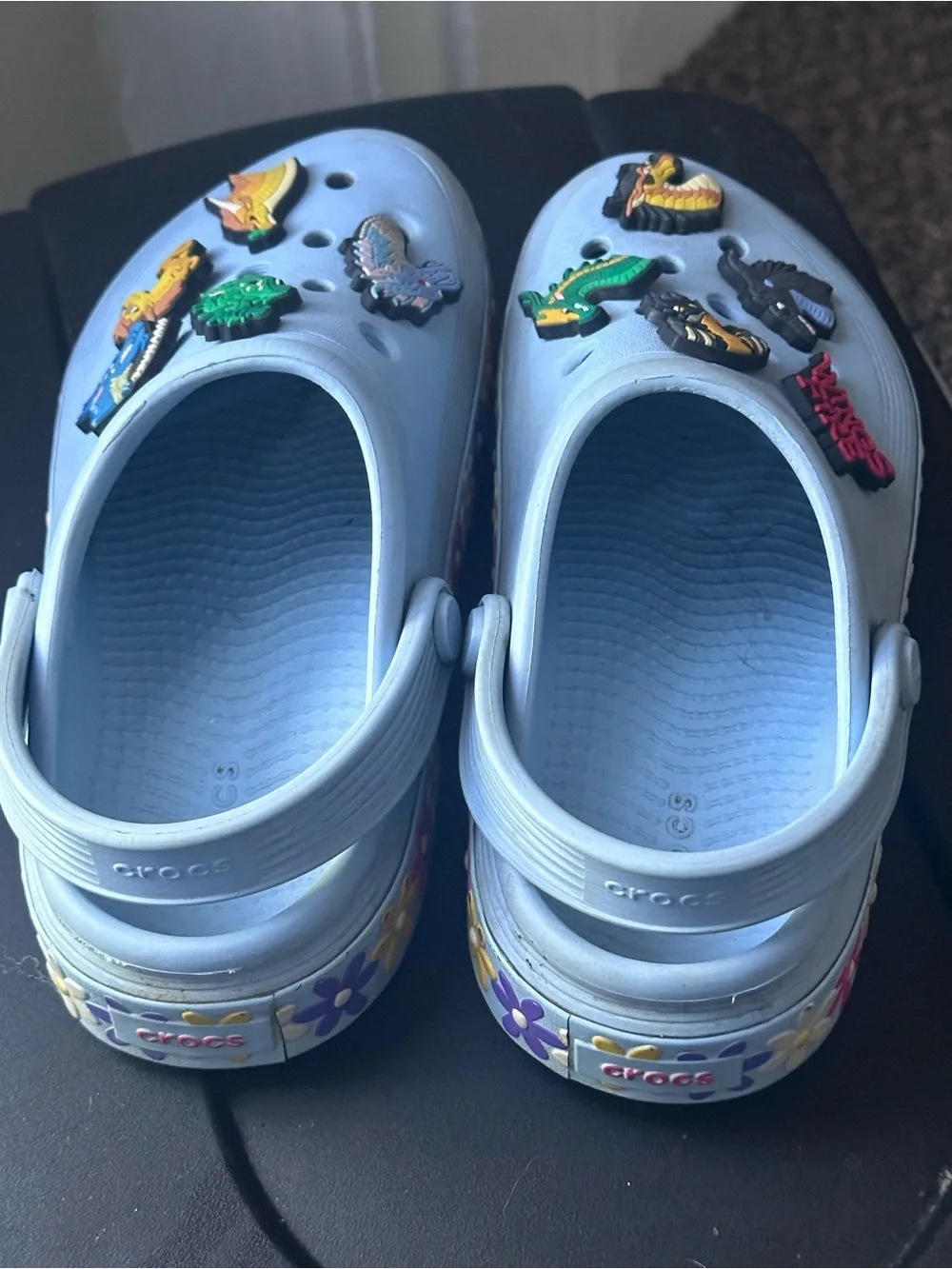 Crocs Kids Girl’s J1 Blue Floral Clogs Dino Jibbitz Charms Lightweight Slip On